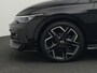 Volkswagen Golf 1.5 eTSI 150 pk DSG R-Line Edition | Panoramadak | IQ Light | Head-up display | Adaptive Cruise | Stoelverwarming | 18 inch