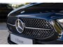 Mercedes-Benz A-klasse 180 Business Solution AMG | Panoramaschuifdak | Premium Plus | Nightpakket | 19"Multispaak AMG velgen | Stoelverwarming |  360° camera | Head-up display |