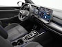 Volkswagen Golf 1.5 eTSI 150 pk DSG R-Line Edition | Panoramadak | IQ Light | Stoel-/stuurverwarming | Adaptive Cruise | 18 inch