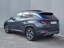 Hyundai Tucson 1.6 T-GDI HEV 230pk Premium Sky Automaat / Dealer onderhouden / 1650KG Trekgewicht / Schuif-/Kanteldak / Elektr. Achterklep / Lederen Bekleding / Rondomzicht Camera / Android Auto / Apple Carplay