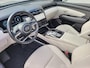 Hyundai Tucson 1.6 T-GDI HEV 230pk Premium Sky Automaat / Dealer onderhouden / 1650KG Trekgewicht / Schuif-/Kanteldak / Elektr. Achterklep / Lederen Bekleding / Rondomzicht Camera / Android Auto / Apple Carplay