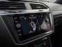Volkswagen Tiguan Allspace 1.5 TSI 150 pk R-Line Business 7pers. 7-DSG | Wegklapbare Trekhaak | Stoel/stuur verwarming | Achteruitrijcamera |