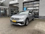 Volkswagen Tiguan Allspace 1.5 TSI 150 pk R-Line Business 7pers. 7-DSG | Wegklapbare Trekhaak | Stoel/stuur verwarming | Achteruitrijcamera |