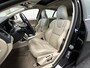 Volvo V60 2.4 D6 AWD PLUG- IN HYBRID SUMMUM NAVIGATIE CRUISE CONTROL CLIMATE CONTROL  LEDER STOELVERWARMING BLUETOOTH TELEFOON MULTIMEDIA VOORBEREIDING KEYLESS GO PDC AFN. TREKHAAK ZEER MOOI !! 3010