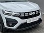 Dacia Jogger 1.6 Hybrid 140 Expression 7p. Automaat / 7 Zitplaatsen / Pack Assist / Stoelverwarming / Achteruitrijcamera / Apple carplay /