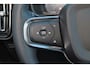 Volvo XC40 T5 Recharge Ultimate Bright - Panorama/schuifdak - IntelliSafe Assist & Surround - 360º Camera - Harman/Kardon audio - Verwarmde voorstoelen & stuur - Parkeersensoren voor & achter - Elektr. bedienb. voorstoelen met geheugen links - Draadloze tel. lader - Extra getint glas - 19' LMV