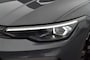 Volkswagen Golf R-line 1.5 eTSI 150pk DSG facelift Black style/Panodak /Trekhaak wegklb./IQ Matrix LED /Head-up