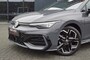 Volkswagen Golf R-line 1.5 eTSI 150pk DSG facelift Black style/Panodak /Trekhaak wegklb./IQ Matrix LED /Head-up