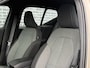 Volvo XC40 2.0 B4 Plus Dark | Trekhaak | Adaptive cruise control | Voorruitverwarming | Dode hoek detectie BLIS | 19" velgen | Harman Kardon audio |