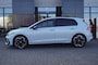 Volkswagen Golf R-line 1.5 eTSI 150pk DSG facelift Black style/ Panodak /IQ Matrix LED /Head-up/Park-assist plus