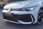 Volkswagen Golf R-line 1.5 eTSI 150pk DSG facelift Black style/ Panodak /IQ Matrix LED /Head-up/Park-assist plus