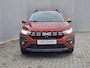 Dacia Jogger 1.6 Hybrid 140 Extreme 7p. Automaat / 7- persoons / Pack Assist / Achteruitrijcamera / Verwarmde voorstoelen / Automatische airco