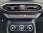 Dacia Jogger 1.6 Hybrid 140 Extreme 7p. Automaat / 7- persoons / Pack Assist / Achteruitrijcamera / Verwarmde voorstoelen / Automatische airco