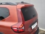 Dacia Jogger 1.6 Hybrid 140 Extreme 7p. Automaat / 7- persoons / Pack Assist / Achteruitrijcamera / Verwarmde voorstoelen / Automatische airco