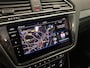 Volkswagen Tiguan 2.0 TSI 4Motion Highline Business R / Pano / Virtual / CarPlay / Trekhaak
