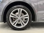 Volkswagen Tiguan 2.0 TSI 4Motion Highline Business R / Pano / Virtual / CarPlay / Trekhaak
