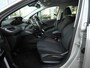 Peugeot 208 1.2 PureTech Allure | 110PK |  Navigatie | Climate control | Lichtmetalen velgen | Cruise control | Trekhaak | Elektrische ramen | Extra getint glas