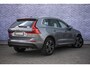 Volvo XC60 2.0 T5 Momentum | Trekhaak | Lederen bekleding | Elektrisch verstelbare bestuurdersstoel met memory | Voorstoelen verwarmd | Keyless entry | Full-led koplampen | Sportstoelen |