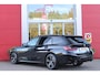 BMW 3-Serie Touring 320e 205PK M-SPORT | PANORAMISCH SCHUIF/KANTEL DAK | M-SPORT PAKKET INTERIEUR/EXTERIEUR | SFEER VERLICHTING | ELEKTRISCH BEDIENBARE VOORSTOELEN MET GEHEUGEN OP DE BESTUURDERSSTOEL | STOEL VERWARMING | HEAD UP DISPLAY | CRUISE CONTROL | NAVIGATIE | DRAADLOZE APPLE CARPLAY/ANDROID AUTO | DRAADLOZE TELEFOONLADER | 18" LICHTMETALEN VELGEN M-SPORT | 360° CAMERA | BMW LIVE DASHBOARD PROFESSIONAL | COMFORT ACCESS | SHADOW LINE PAKKET | FULL LED KOPLAMPEN | NAVIGATIE | CLIMATE CONTROL ACHTERIN |