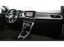 Volkswagen T-Roc 1.5 TSI 150pk Life Edition DSG / Navigatie / Stoelverwarming / Camera / Trekhaak