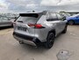 Toyota RAV4 2.5 Hybrid AWD Bi-tone Trekhaak, stoel- & stuurverwarming, keyless, achteruitrij camera, parkeersensoren v&a, navigatie Apple CarPlay/Android Auto