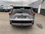 Toyota RAV4 2.5 Hybrid AWD Bi-tone Trekhaak, stoel- & stuurverwarming, keyless, achteruitrij camera, parkeersensoren v&a, navigatie Apple CarPlay/Android Auto