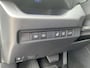 Toyota RAV4 2.5 Hybrid AWD Bi-tone Trekhaak, stoel- & stuurverwarming, keyless, achteruitrij camera, parkeersensoren v&a, navigatie Apple CarPlay/Android Auto