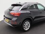 Volkswagen T-Roc 1.5 TSi 150 Pk Automaat Life Edition | Carplay | Camera | Adaptive Cruise | Parkeersensoren | Stoel Verwarming | Navigatiesysteem | 17 Inch | 10.421 Km!