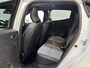Renault Clio 90PK TCe 90 Techno | 9,3" Navi | Camera | Climate Control | Apple CarPlay/Android Auto | Cruise Control | Parkeersensoren | Lichtmetalen Velgen | Privacy Glass | Full LED |