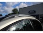 Volvo V40 Cross Country 1.5 T3 Polar+ Luxury Automaat | NL-AUTO! | DEALER OH! | FULL OPTION! | PANODAK | LEDER | AFN. TREKHAAK | CAMERA | STOELVERWARMING | NAVI | CLIMA | CRUISE | PARK SENS V+A | PRACHTIGE STAAT!