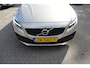 Volvo V40 Cross Country 1.5 T3 Polar+ Luxury Automaat | NL-AUTO! | DEALER OH! | FULL OPTION! | PANODAK | LEDER | AFN. TREKHAAK | CAMERA | STOELVERWARMING | NAVI | CLIMA | CRUISE | PARK SENS V+A | PRACHTIGE STAAT!