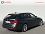 BMW 3-Serie Touring 318i High Executive M-Sport Trekhaak Apple CarPlay | Achteruitrijcamera | HIFI | Leer | DAB Audio
