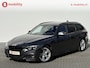 BMW 3-Serie Touring 318i High Executive M-Sport Trekhaak Apple CarPlay | Achteruitrijcamera | HIFI | Leer | DAB Audio