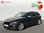 BMW 3-Serie Touring 318i High Executive M-Sport Trekhaak Apple CarPlay | Achteruitrijcamera | HIFI | Leer | DAB Audio