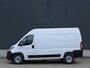 Fiat Ducato GB 2.2 MJ 140pk L2H2 35 | DIRECT BESCHIKBAAR! | AUTOMAAT | Navigatie | PDC Achter | Trekhaak | Camera Achter |