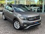 Volkswagen T-Cross 1.0 TSI 95pk Life|Parkeersensoren|Carplay|Lage Kmstand |Rijklaarprijs incl garantie