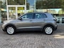 Volkswagen T-Cross 1.0 TSI 95pk Life|Parkeersensoren|Carplay|Lage Kmstand |Rijklaarprijs incl garantie
