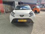 Toyota Aygo X PLAY AD-CRUISE AIRCO BLUETOOTH APPLE/ANDROID EL-RAMEN/SPIEGELS NL-AUTO