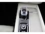 Volvo XC60 Recharge T8 AWD Inscription | Luchtvering | Bowerks&Wilkins | Stoel Massage / Ventilatie | 22 inch | Camera | Adaptive Cruise | Uniek! |