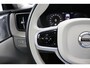Volvo XC60 Recharge T8 AWD Inscription | Luchtvering | Bowerks&Wilkins | Stoel Massage / Ventilatie | 22 inch | Camera | Adaptive Cruise | Uniek! |
