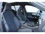 Volvo XC40 B4 Automaat Plus Black Edition | Verwarmbare voorstoelen | Verwarmbaar stuurwiel | Premium audio by Harman Kardon| Rondom zichtcamera | 20 inch Lichtmetalen wielen | Elektrisch glazen panoramadak