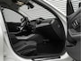 BMW 3-Serie 320d - Sportstoelen - Trekhaak - 1-Hand - Navigatie - Bluetooth