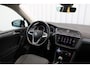 Volkswagen Tiguan 1.5 TSI Life | Incl. 12 maanden garantie | Apple Carplay | Navigatie | Adaptive cruise control | Stoel en stuurverwarming | Wegklapbare trekhaak | Getint glas | LED koplampen |