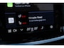 Volvo V60 T6 Plug-in hybrid AWD Plus Dark | Trekhaak | Rondom zichtcamera | Verwarmbare voorruit | Verwarmbare voorstoelen, achterbank en stuurwiel | Premium audio by Harman Kardon | Keyless |