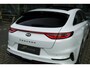 Kia ProCeed 1.4 T-GDI 140pk DCT7 GT-PlusLine Panoramadak Stoelverwarming voor+achter Stuurwielverwarming Navigatie Camera Elektrische klep