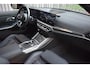 BMW 3-Serie 330e M-Sport Performance M-SPORTSTOELEN / SCHUIFDAK / HARMAN-KARDON / CARBON / NAP / CARPLAY