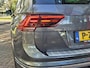 Volkswagen Tiguan 2.0 TSI 180PK 4Motion R-Line Highline | Panoramadak | Head-up display | Wegkl. Trekhaak | Climate Control | LM Velgen