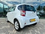 Toyota iQ 1.0 VVTi Comfort, Airco, Navi, Bluetooth