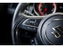 Suzuki Swift 1.2 Select | Airco | Achteruitrijcamera | Afneembare Trekhaak | Stoelverwarming | LM Velgen |