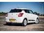 Suzuki Swift 1.2 Select | Airco | Achteruitrijcamera | Afneembare Trekhaak | Stoelverwarming | LM Velgen |